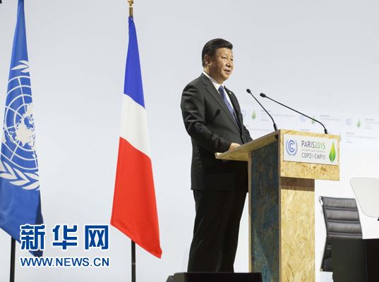 11月30日,国家主席习近平在巴黎出席气候变化巴黎大会开幕式并发表题为《携手构建合作共赢、公平合理的气候变化治理机制》的重要讲话。新华社记者 黄敬文 摄